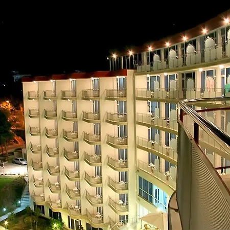 Otel Aqua Azur