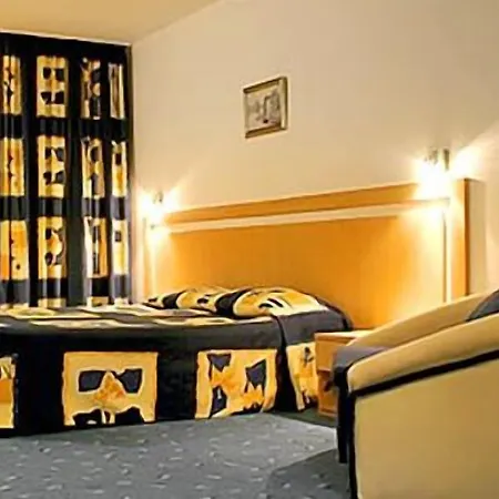Aqua Azur 4*