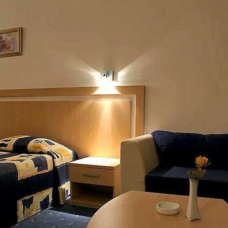 酒店 Aqua Azur 4*